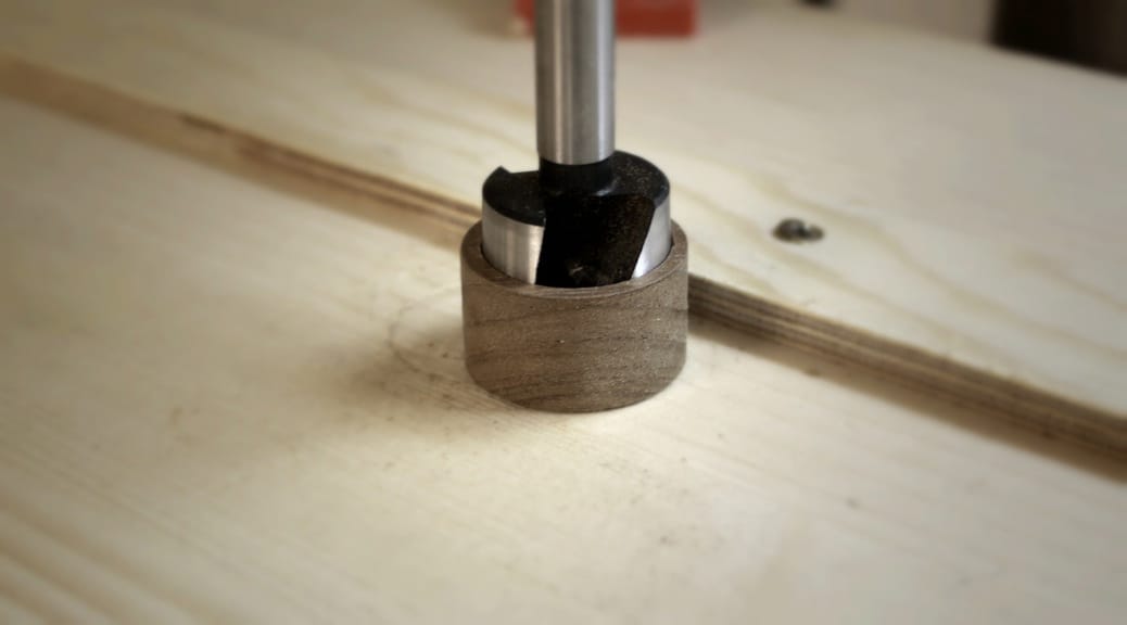 Leash-Plug aus Holz selbst machen