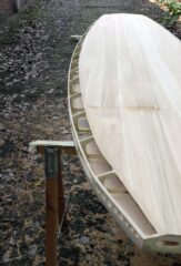 Hollow-Wood-Rahmen mit Stealth-Rails