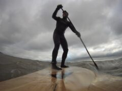 Entspanntes Surfen auf der Dünungswelle